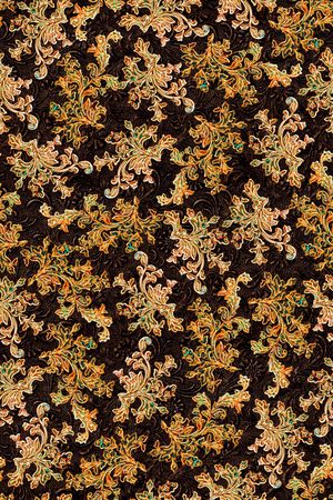 女装印花华亿平台图片