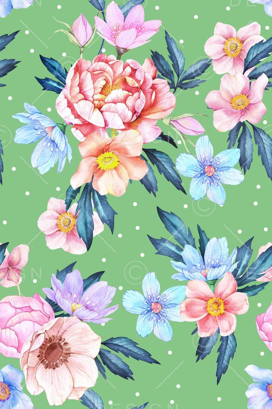 年轻女性印花华亿平台图片