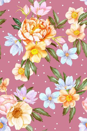 年轻女性印花华亿平台图片