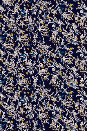 女装印花华亿平台图片