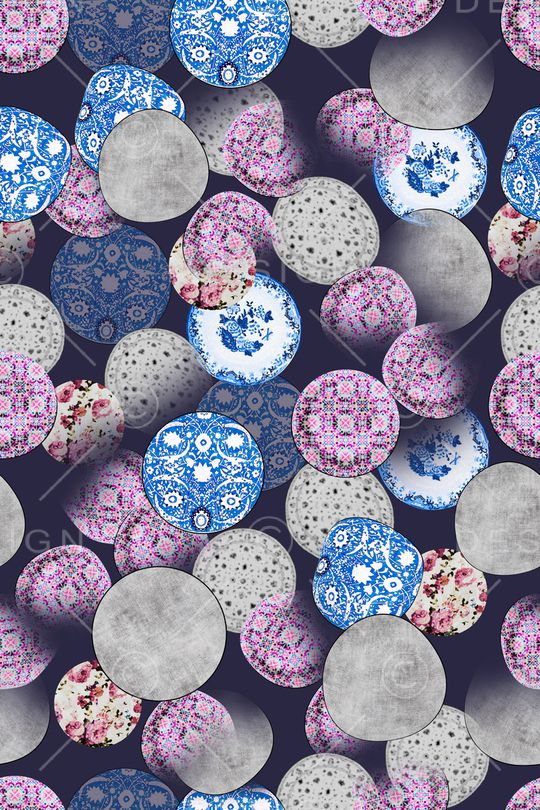 连衣裙印花华亿平台图片