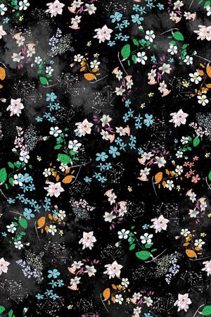 黑底花卉印花华亿平台图片