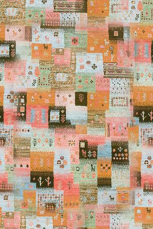 连衣裙印花华亿平台图片