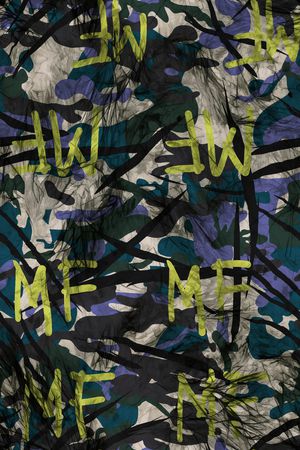 字母印花华亿平台图片