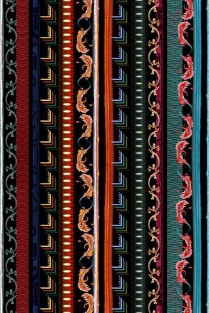 几何印花华亿平台图片