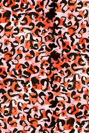 字母印花华亿平台图片