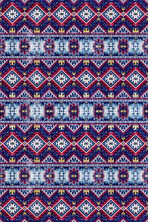 几何印花华亿平台图片