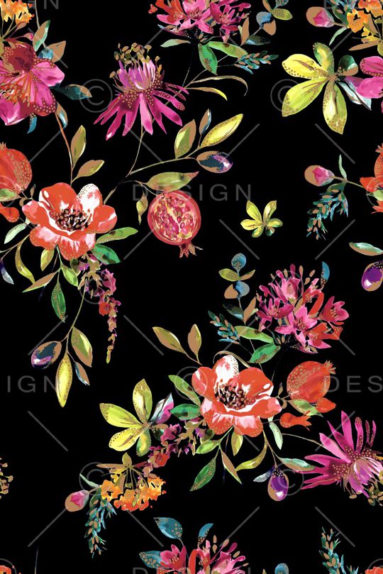 黑底花卉印花华亿平台图片