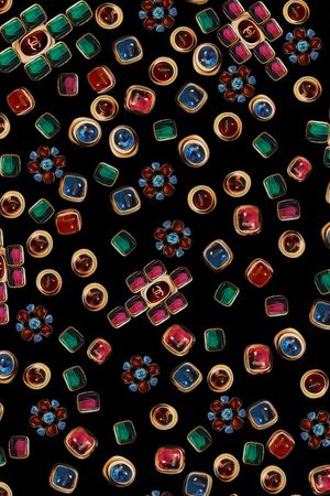 几何印花华亿平台图片