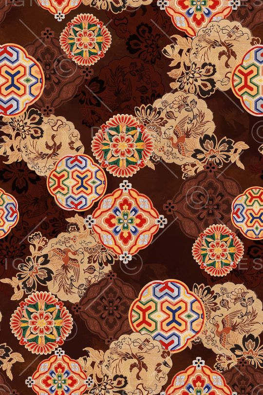 女装印花华亿平台图片