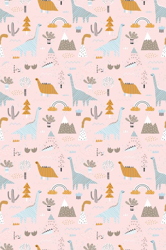 年轻女性印花华亿平台图片