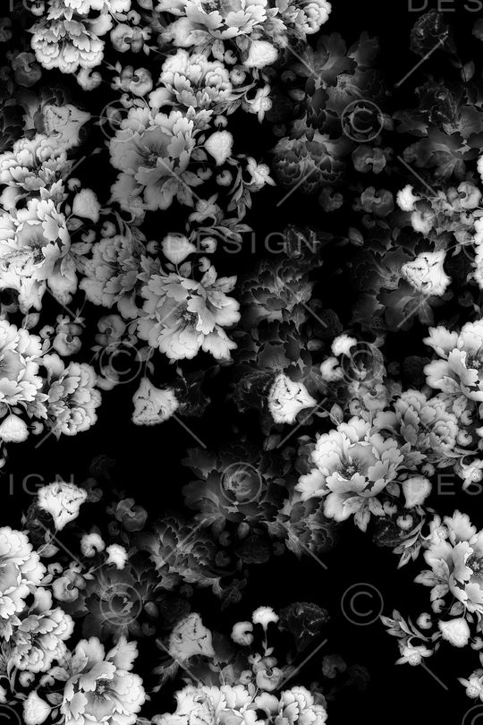 黑底花卉印花华亿平台图片