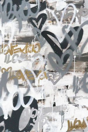 字母印花华亿平台图片