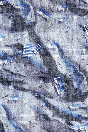 字母印花华亿平台图片