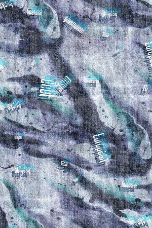 字母印花华亿平台图片