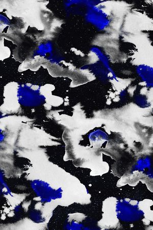 字母印花华亿平台图片