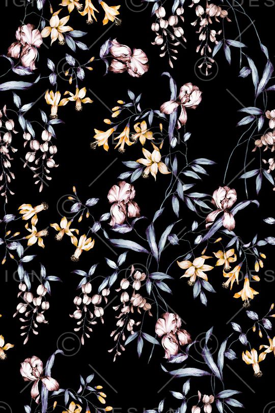 黑底花卉印花华亿平台图片