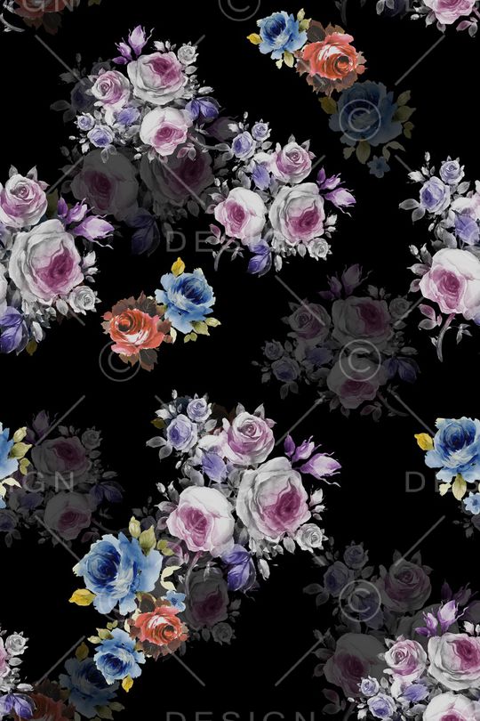 黑底花卉印花华亿平台图片