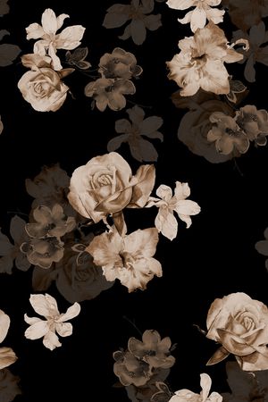 黑底花卉印花华亿平台图片