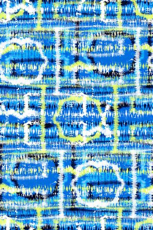 笔触印花华亿平台图片