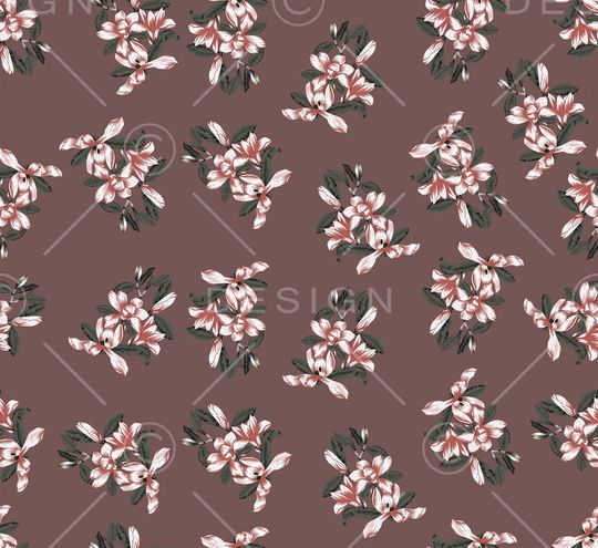 连衣裙印花华亿平台图片