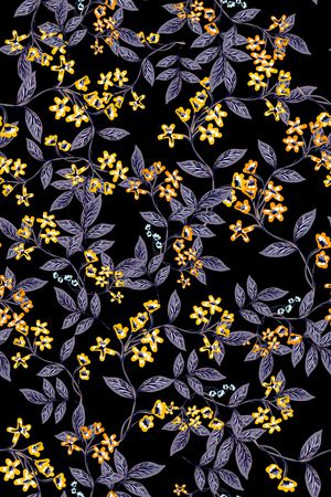 黑底花卉印花华亿平台图片