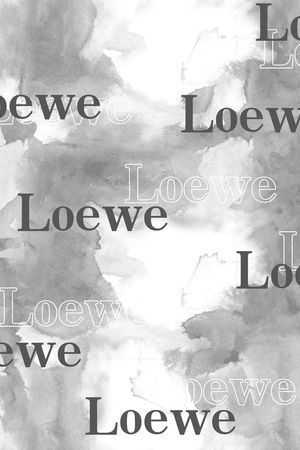 字母印花华亿平台图片