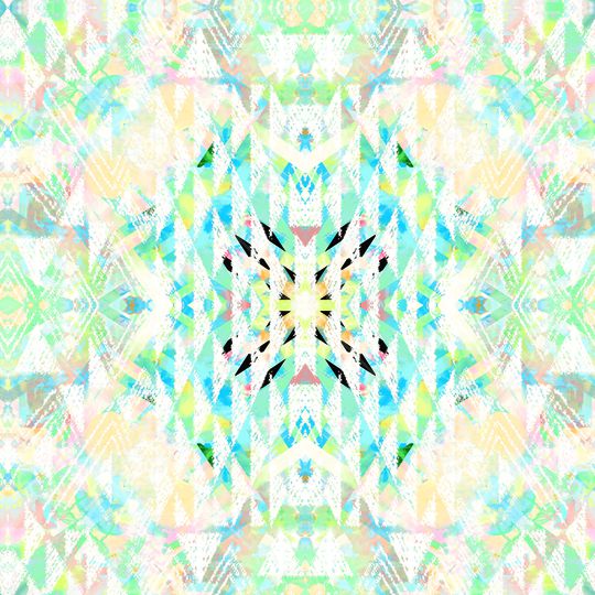 几何印花华亿平台图片