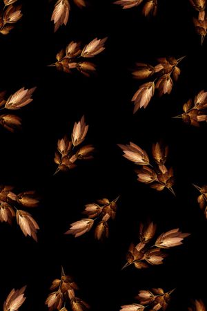 黑底花卉印花华亿平台图片