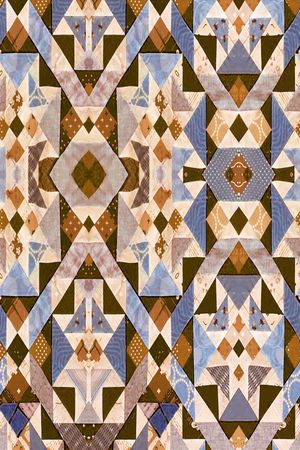 几何印花华亿平台图片