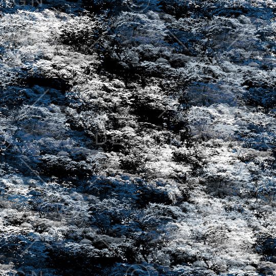 字母印花华亿平台图片