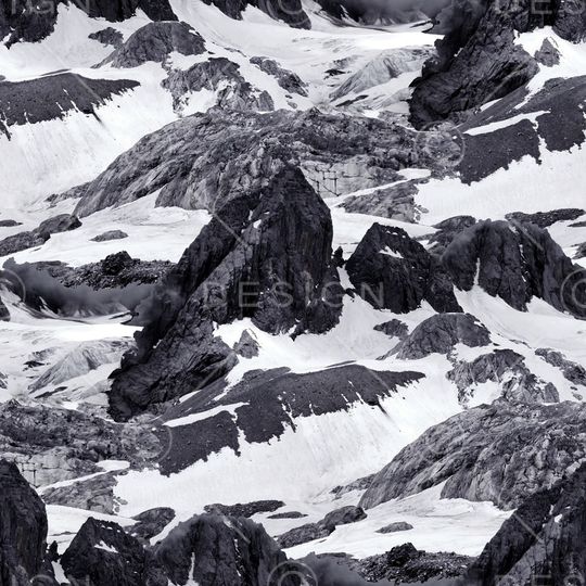 雪山印花华亿平台图片