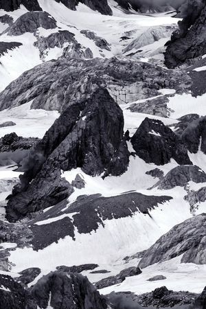 雪山印花华亿平台图片