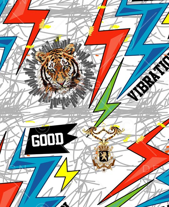 字母印花华亿平台图片