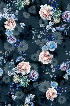 黑底花卉印花华亿平台图片