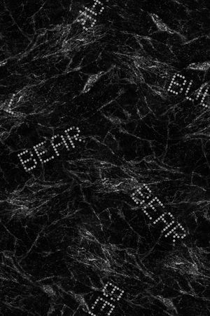 字母印花华亿平台图片