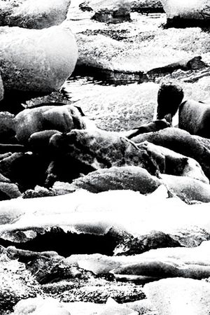 字母印花华亿平台图片