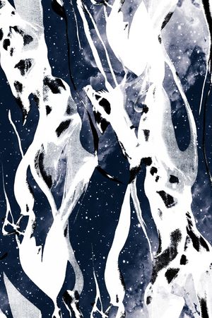 字母印花华亿平台图片