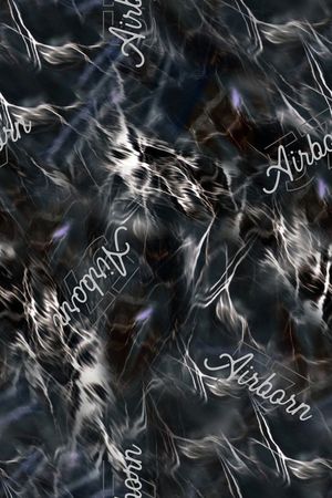 字母印花华亿平台图片