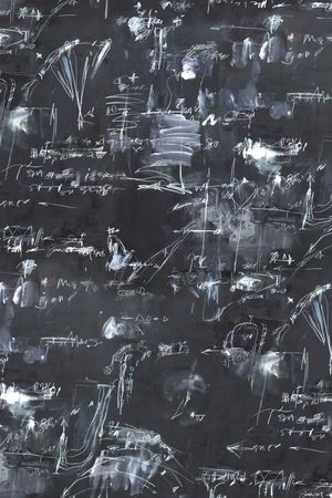 字母印花华亿平台图片