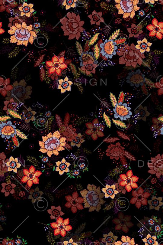 黑底花卉印花华亿平台图片