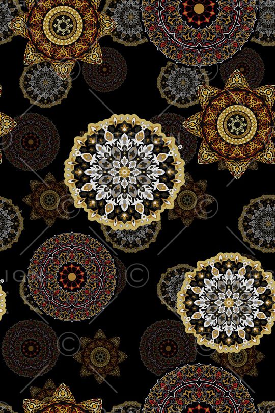 黑底花卉印花华亿平台图片