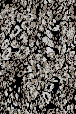 黑底花卉印花华亿平台图片