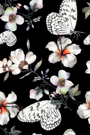 黑底花卉印花华亿平台图片