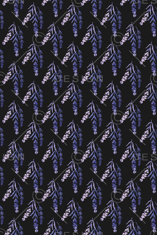 黑底花卉印花华亿平台图片