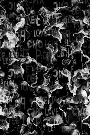 字母印花华亿平台图片