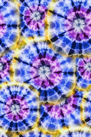 水彩印花华亿平台图片