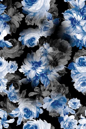 黑底花卉印花华亿平台图片