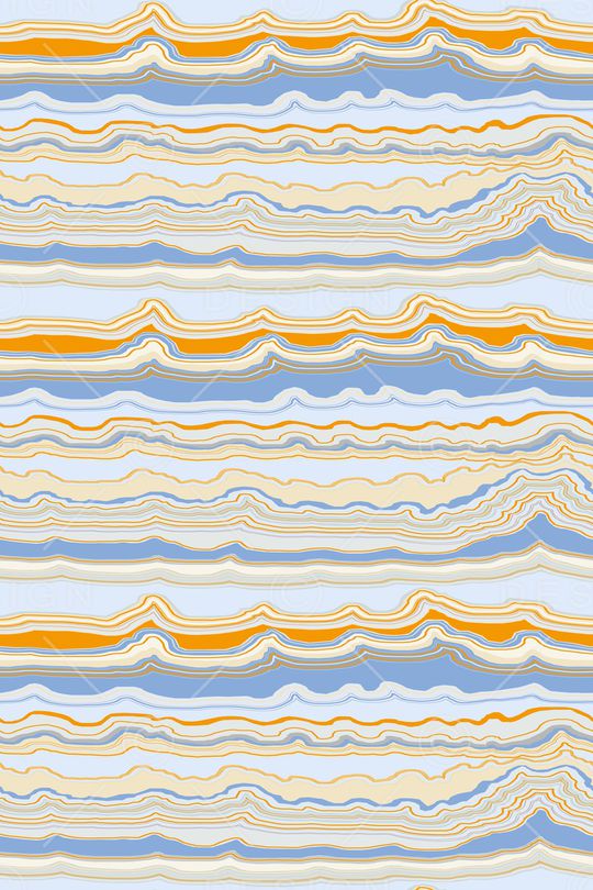 年轻女性印花华亿平台图片