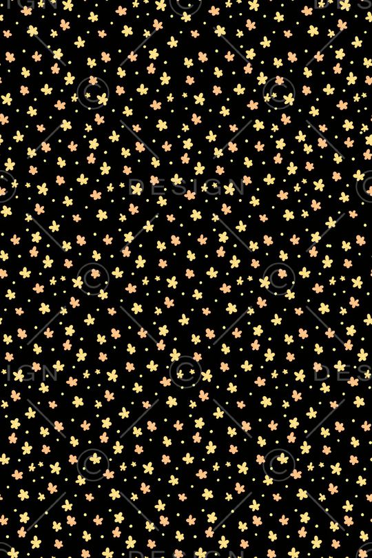 年轻女性印花华亿平台图片